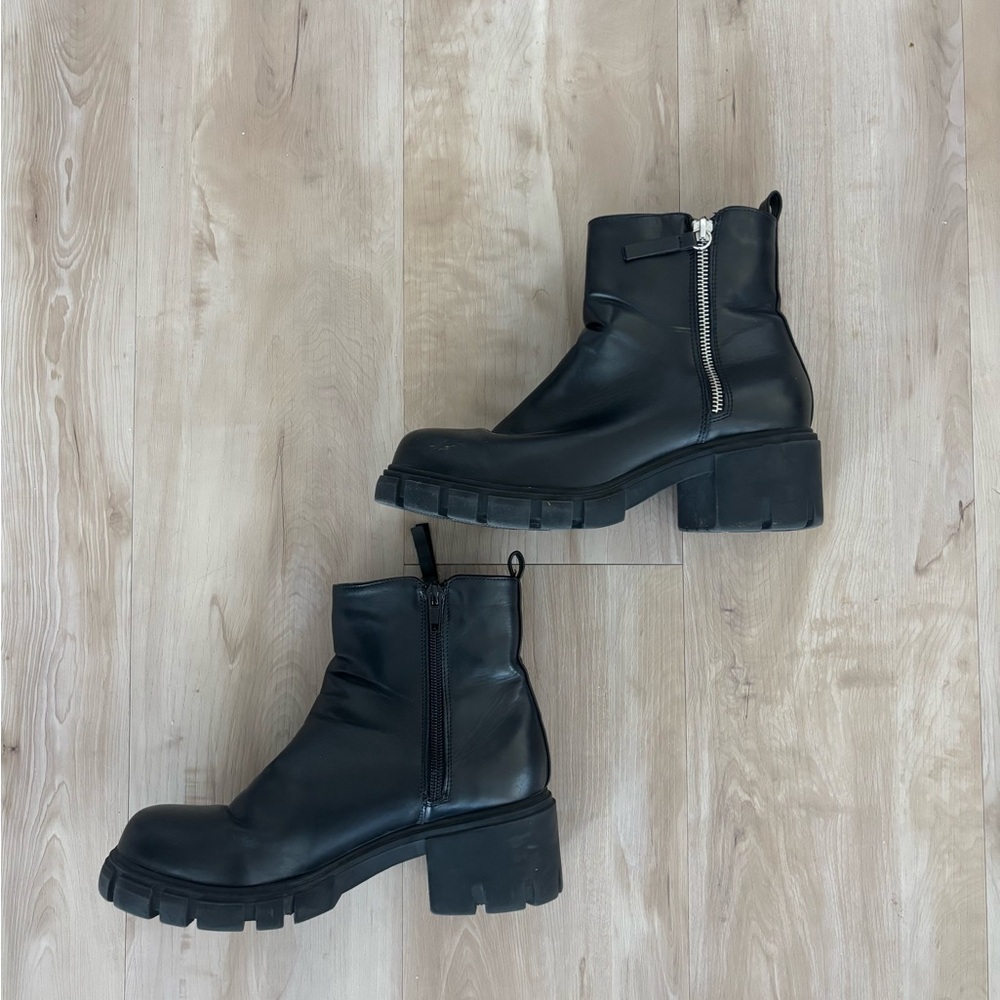 Black Ankle Boots with Zipper